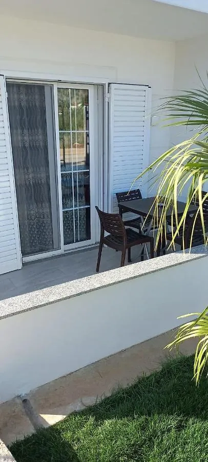 Arjan Dyli Guesthouse Ksamil