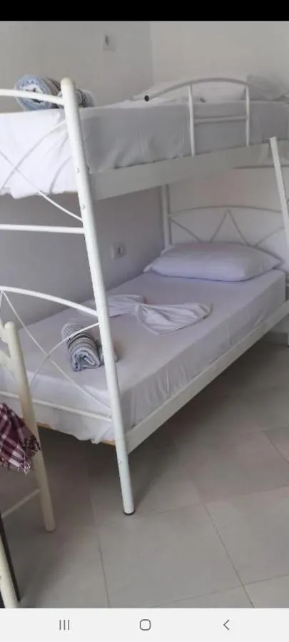 게스트하우스 Arjan Dyli Guesthouse 사밀