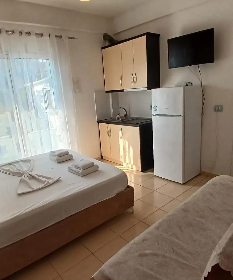 Arjan Dyli Guesthouse Ksamil