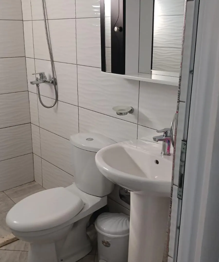 Arjan Dyli Guesthouse Ksamil Vendégház